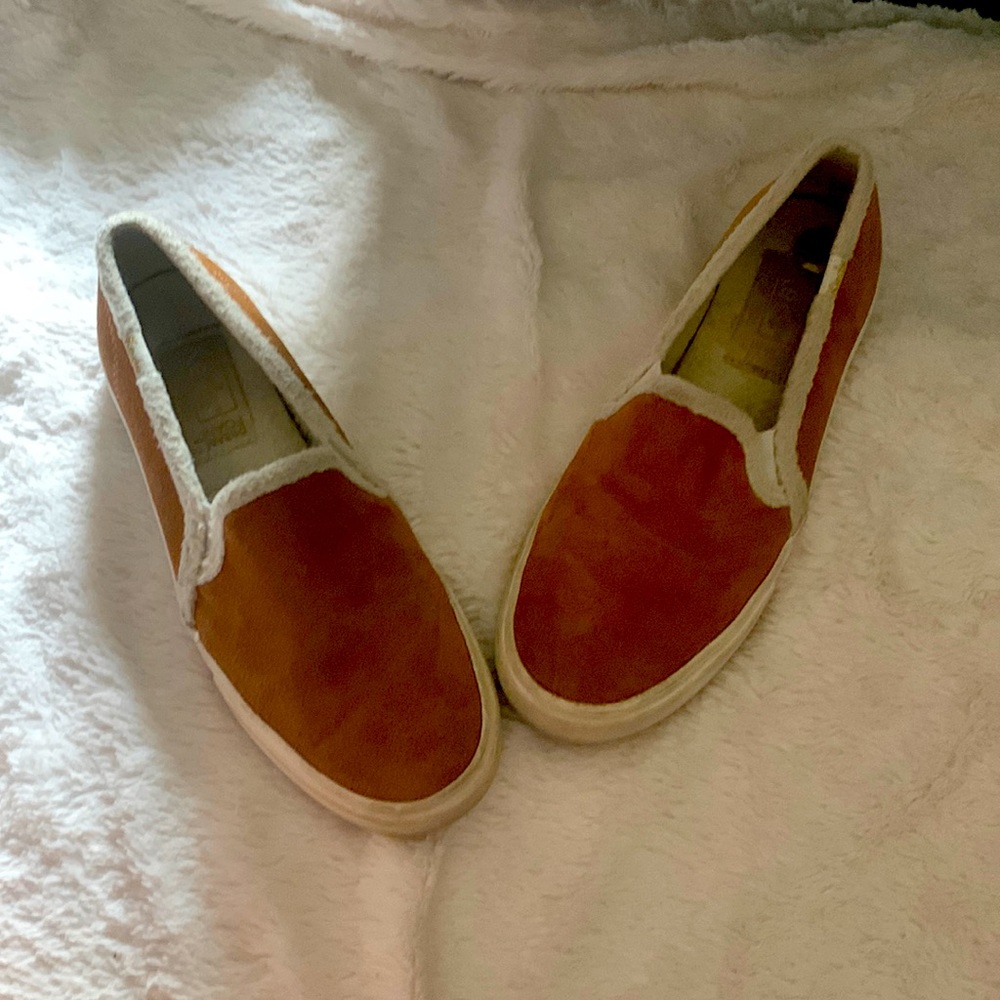 Fuzzy Keds!